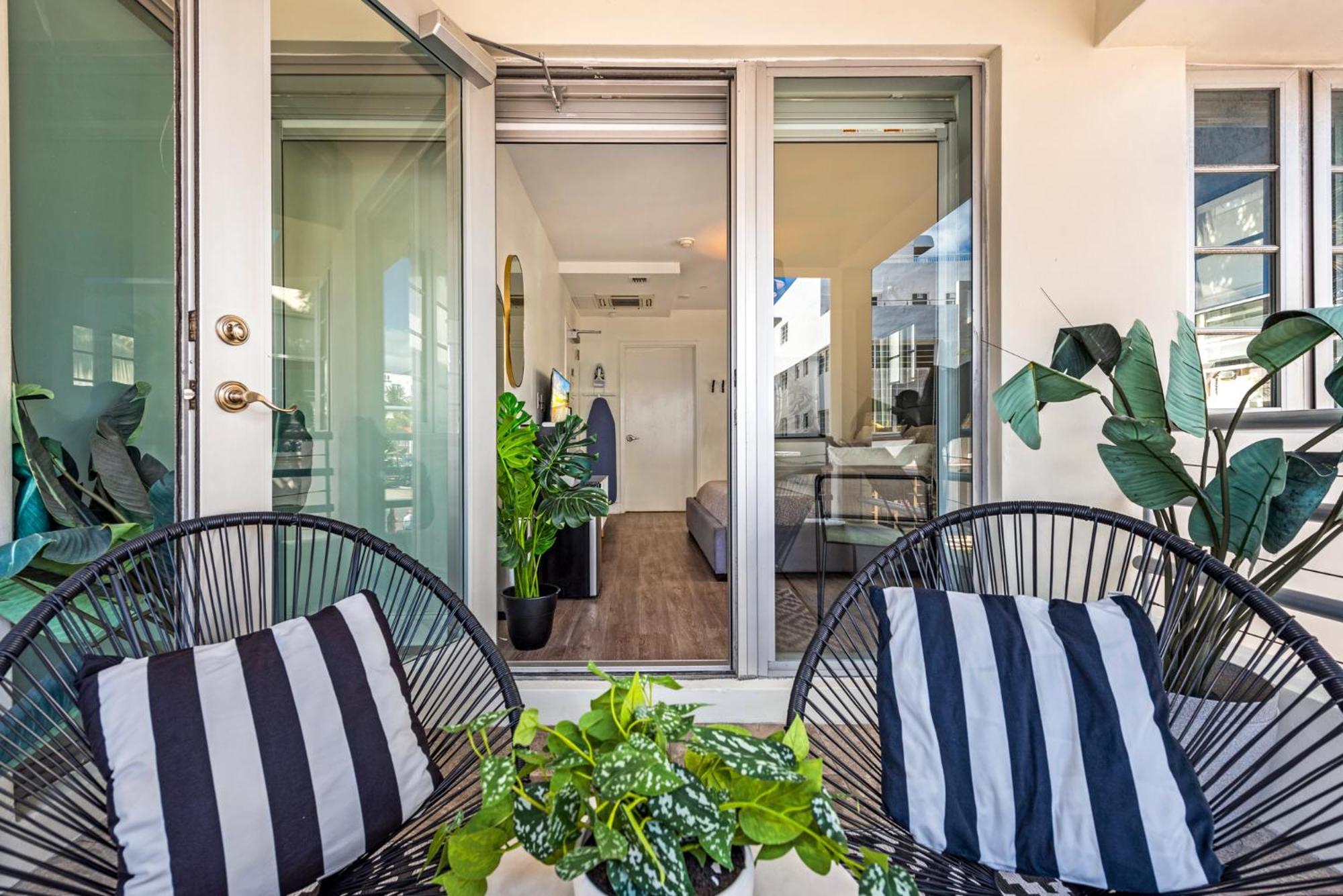 Luxuri Suites Miami Beach Esterno foto